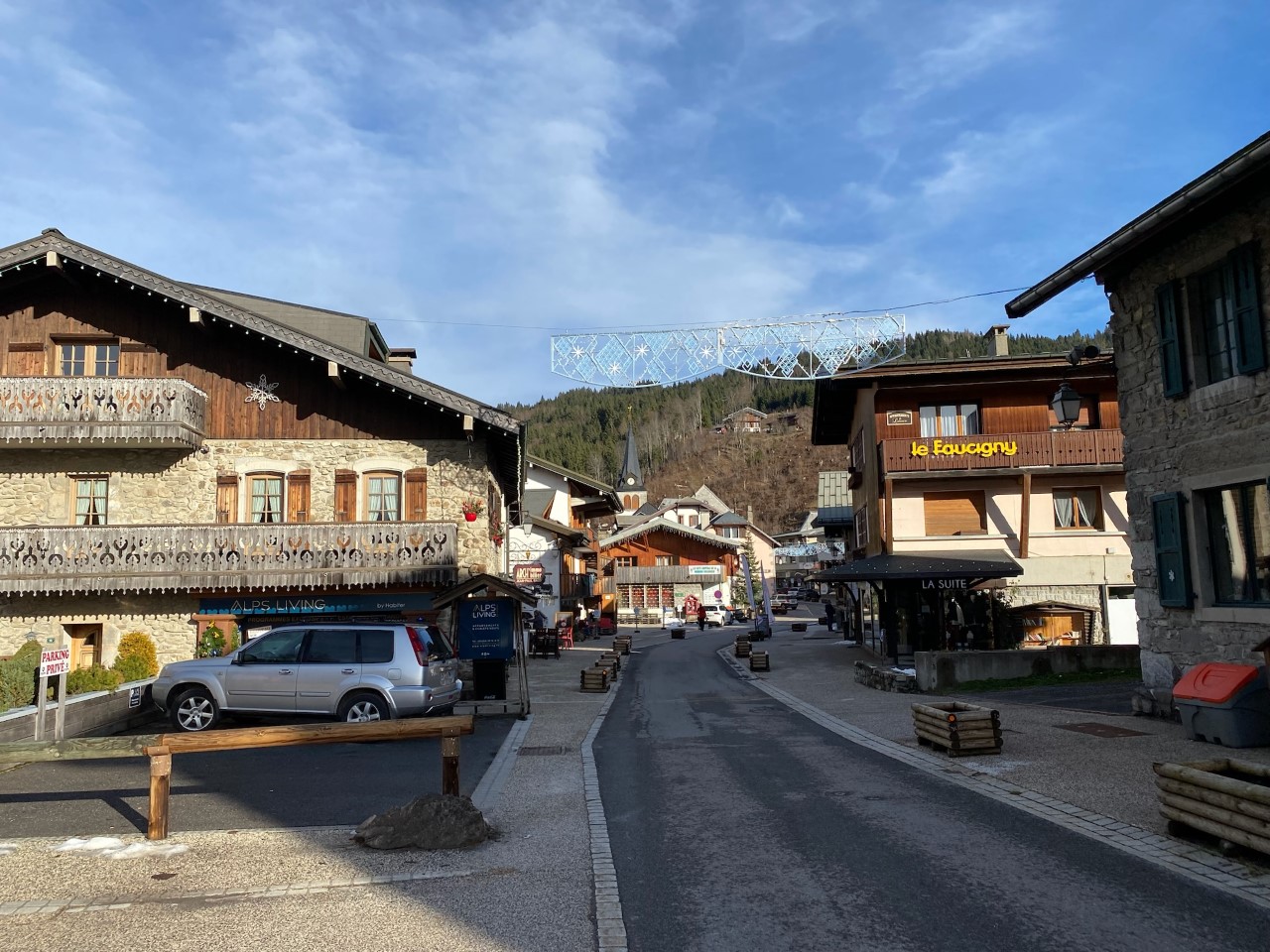 Around/Village/LG6.jpg